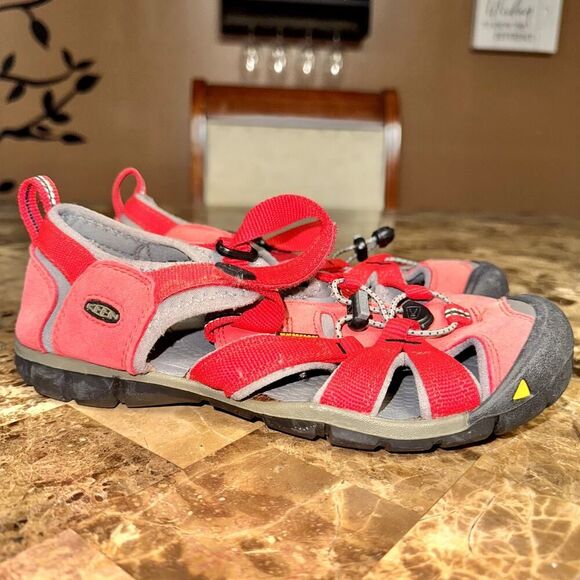 KEEN Seacamp II CNX Waterproof Sandals in Racing Red/Gargoyle - Picture 1 of 9